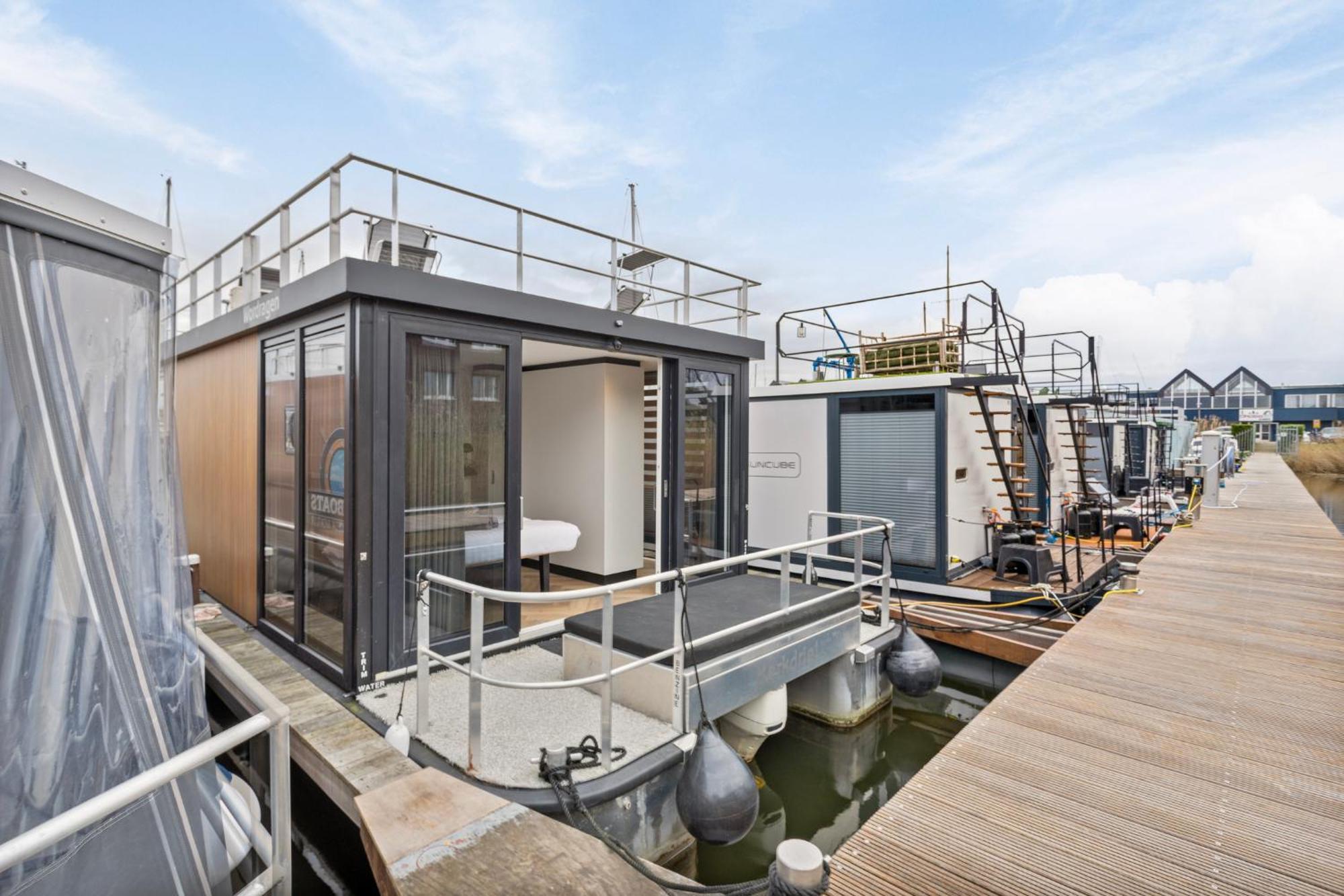 Luxurious Waterloft Near Beach And Centre By Weltevreden Experience Zeewolde Ngoại thất bức ảnh
