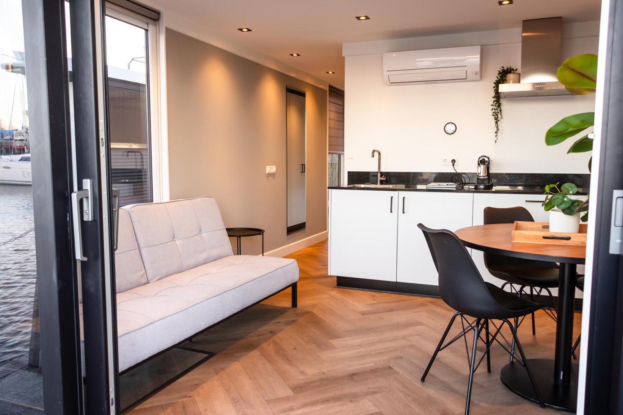 Luxurious Waterloft Near Beach And Centre By Weltevreden Experience Zeewolde Ngoại thất bức ảnh